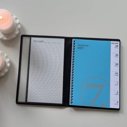 7.sans Ukekalender, refill i omslag 2027