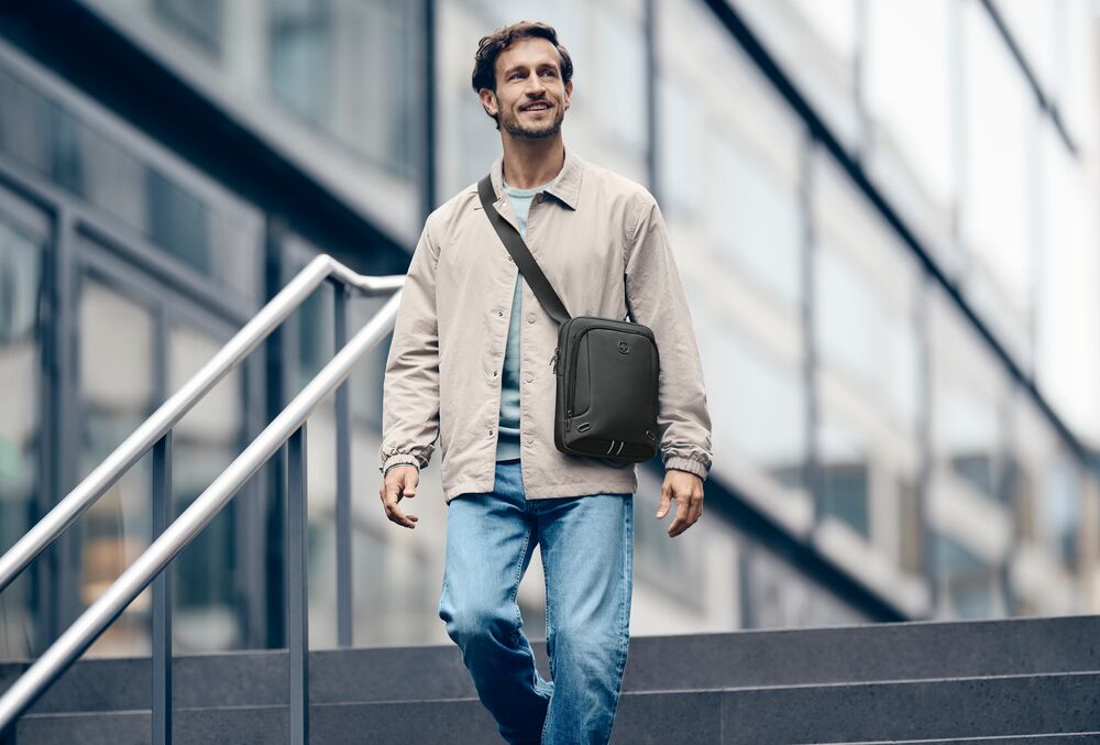 Wenger XE Skulderveske, sort